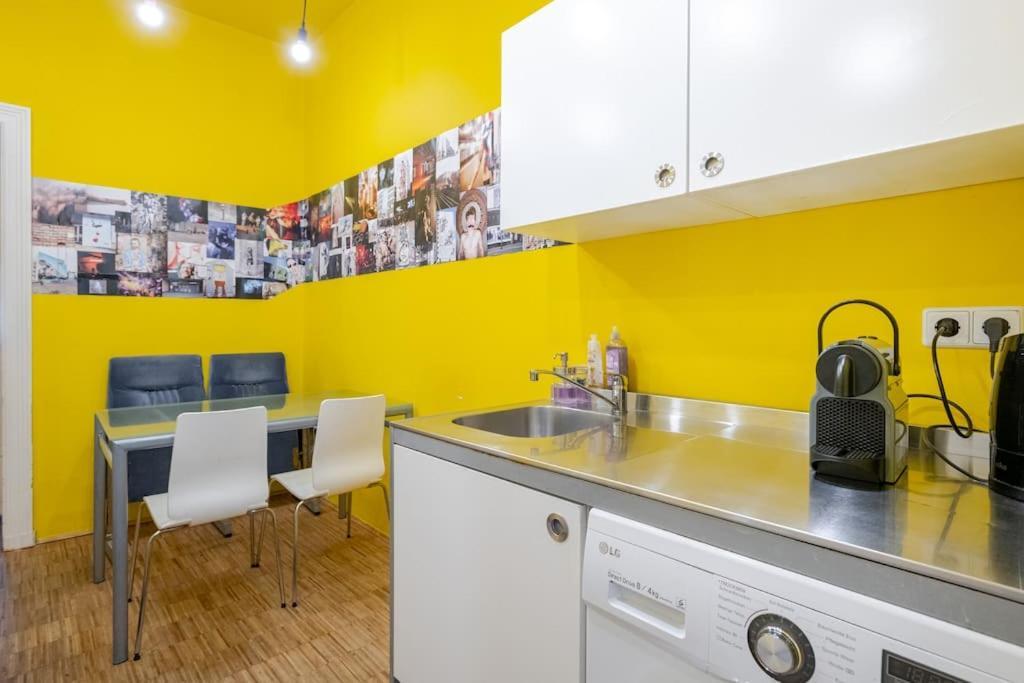 Nap Club - Stylish & Quiet Base In Vibrant Kiez Berlijn